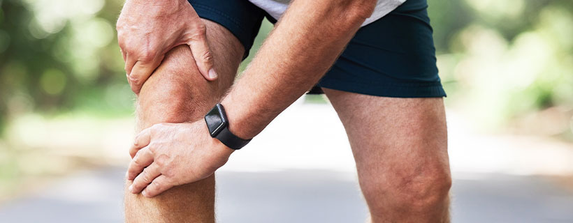 patient receiving joint pain treatment in Monroeville